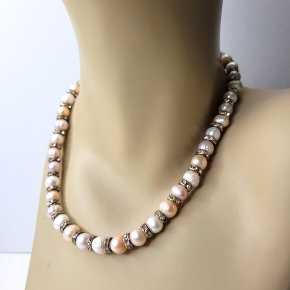 Pearl Statement Choker Necklace - Picture 2 of 10